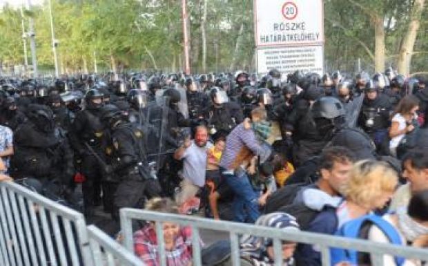Félreértés okozta a menekültek és a rendőrök összecsapását Röszkén?