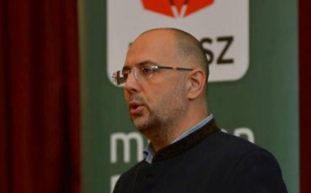 Kelemen Hunor: megszavazzuk a bizalmatlansági indítványt