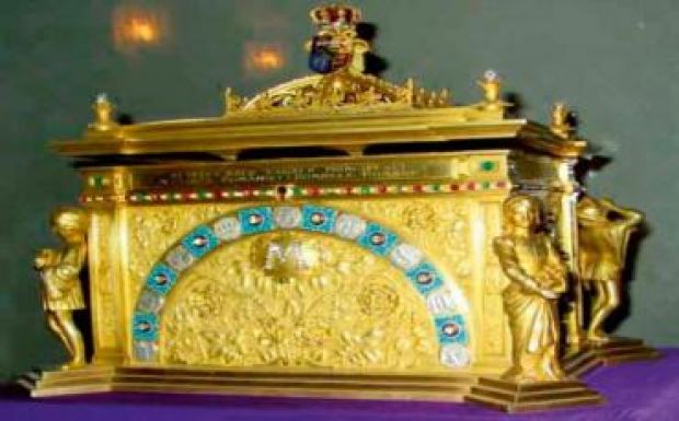 Hazaviszik a Pelișor-kastélyba Mária román királyné szívét