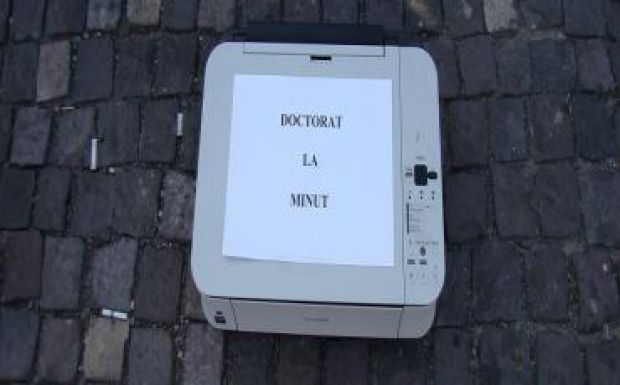 Bogdán Tibor: Doktori címet tessenek!