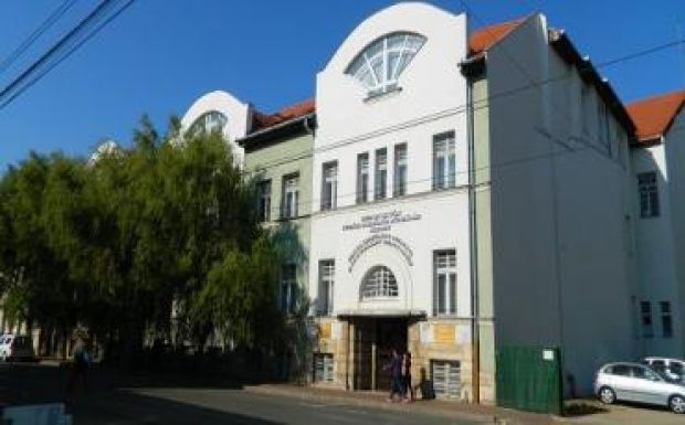 A körmére néz a Partiumi Keresztény Egyetemnek a Sapientia Alapítvány