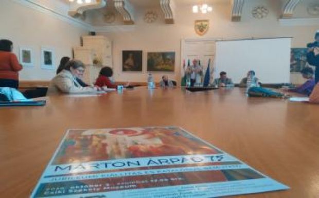 Bezárkózva készítette elő csíki kiállítását a 75 éves Márton Árpád