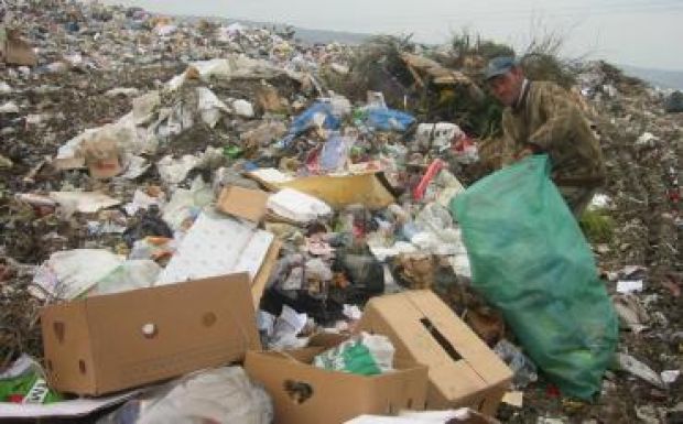 Soós Zoltán: az Azomureș mellett az illegális szeméttelepek is bűzlenek