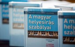Bemutatták a magyar helyesírás új szabályait
