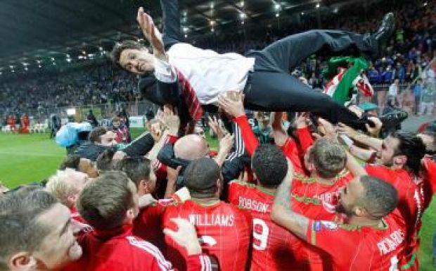 Eb-selejtezők: történelmet írtak Gary Speed tanítványai