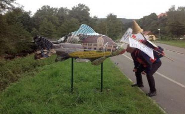 A Londonba gyalogló Bartha Ernő október 28-án a brit fővárosba érkezik