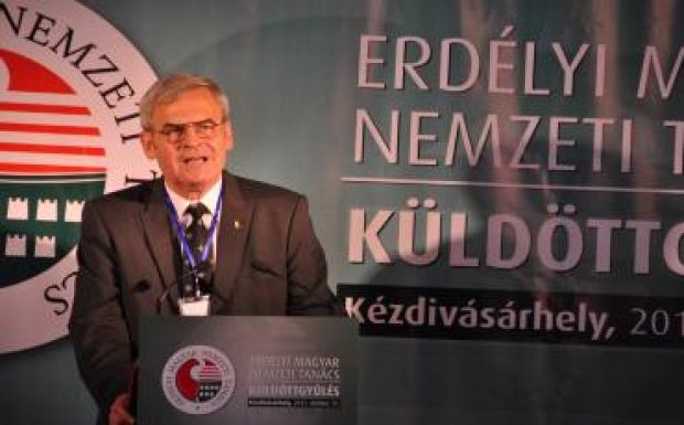 Tőkés Lászlót újraválasztották az EMNT élére