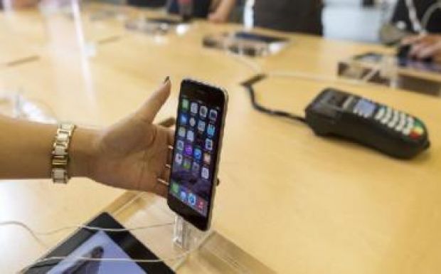 Hatalmas kártérítést kell fizetnie az Apple-nek