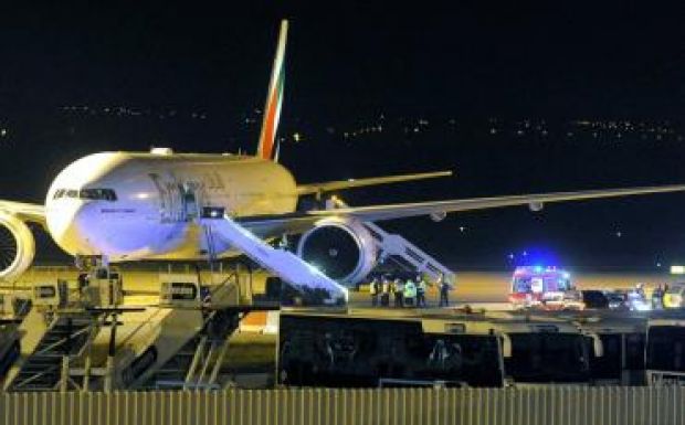 Egy utas rosszulléte miatt vissza kellett fordulnia a repülőnek Budapestre