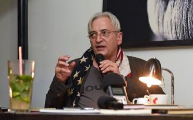 „Kifelé KAF vagyok, magamnak András”