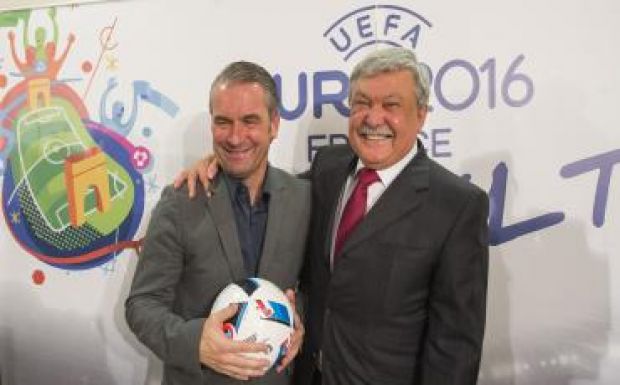 Bernd Storck marad a magyar kapitány a foci-Eb végéig