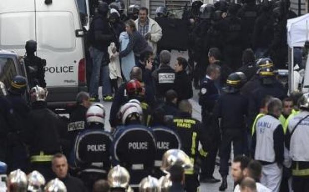 Véget ért a terrorellenes akció Saint-Denis-ben