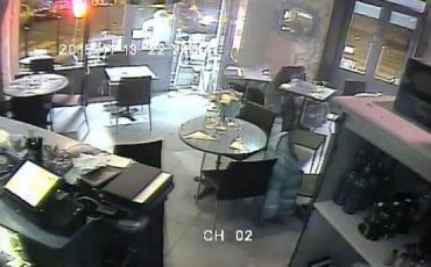 Sokkoló felvételek a párizsi merényletek egyik helyszínéről