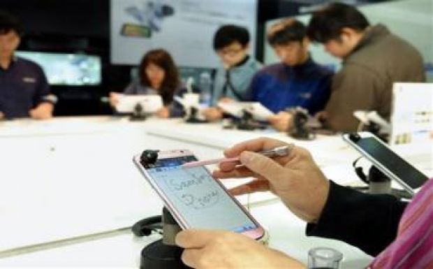 Ebben az évben belassult az okostelefon-piac