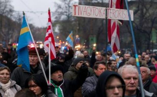 Budapesten is tüntettek a kézdivásárhelyi Beke István igazáért