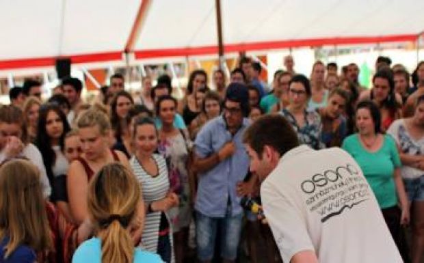 Önkénteseket keres az Osonó Színházműhely