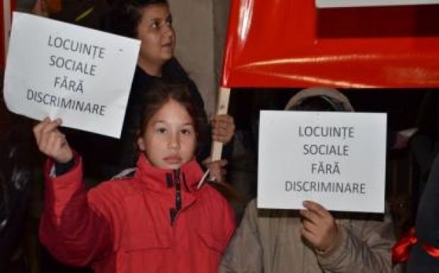 „Úgy rakták fel őket a kocsikra 2010-ben Kolozsváron, mint 1944-ben a zsidókat”