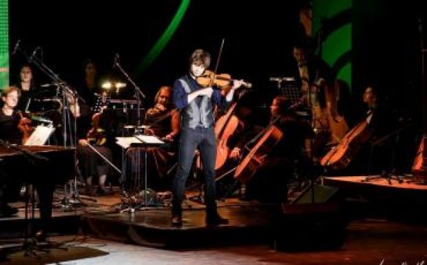 Élőben láthatjuk a Virtuózok koncertjét Újév napján a Duna tévében