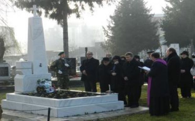 Müller Antal László forradalmár sírja előtt tisztelegtek Csíkszeredában