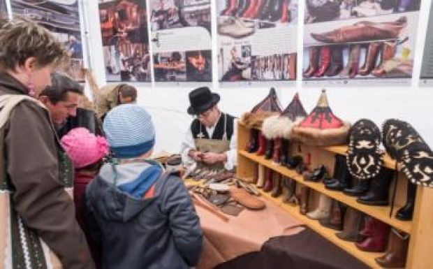 Félezer hagyományos népi mester Háromszéken