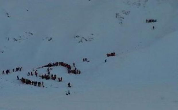 Magyar és román sízők indíthatták el a két gyermek halálát okozó lavinát