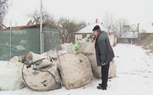 Elkobozzák Marosvásárhelyen a kukázók „zsákmányát”
