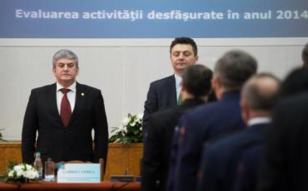 Engedélyezte a szenátus a Gabriel Oprea elleni eljárást