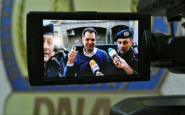 Ezzel gyanúsítja a DNA Antal Árpádot 