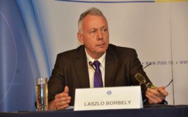 Borbély László: nincs ember, akit ne hívjak vissza telefonon