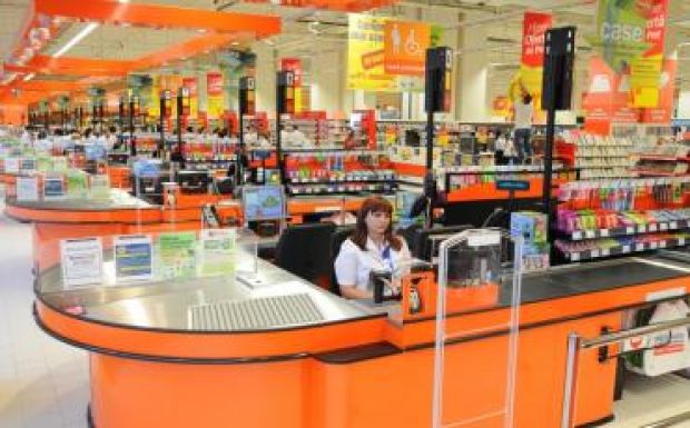 Interneten is vásárolhatunk márciustól a Corától