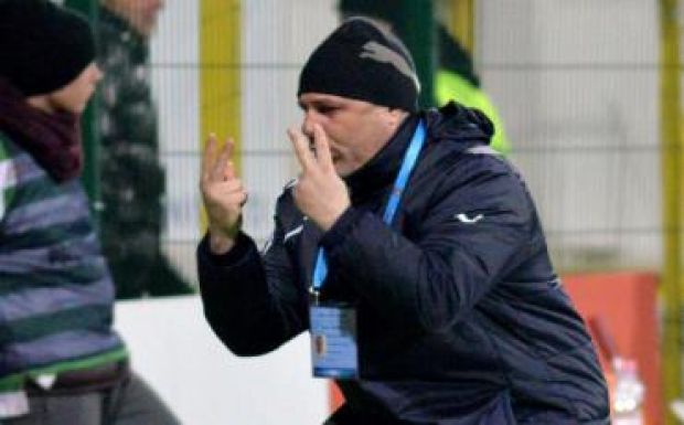 Liga 1:  fél évre eltiltották az éllovas Astra Giurgiu edzőjét