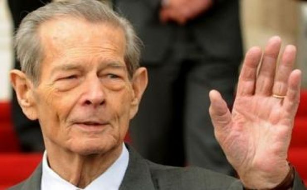 Betegségére hivatkozva visszavonult a közélettől Mihály király