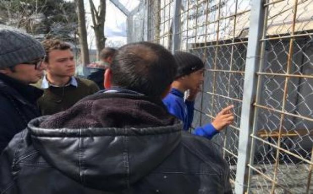 Gyakorlatilag lezárult a balkáni menekültútvonal 