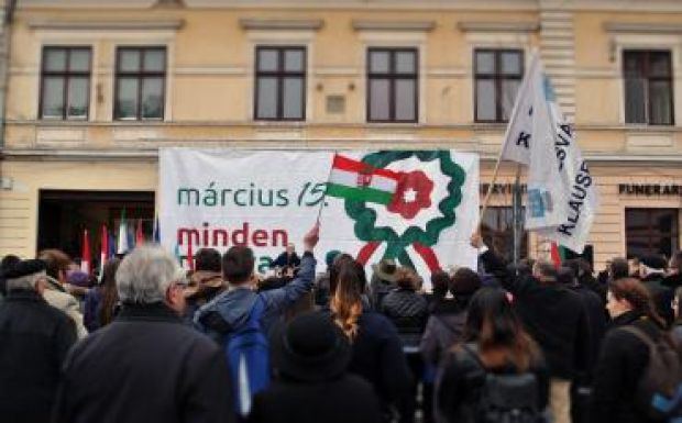 Bekiabáltak Emil Bocnak a kolozsvári megemlékezésen