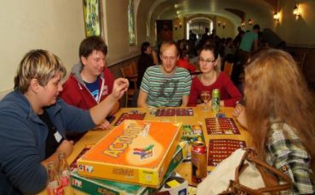 Évfordulót ünnepelnek a kolozsvári társasjátékozók