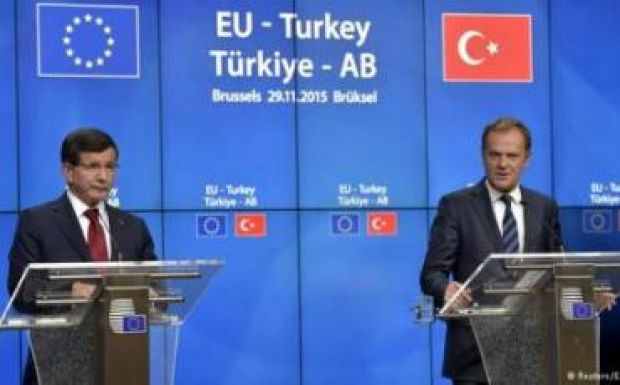 EU-török csúcs: visszaküldenék a Törökországból illegálisan érkező migránsokat