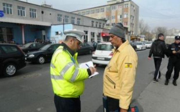 Máris bírságoltak a rendőrök tilosban dohányzókat