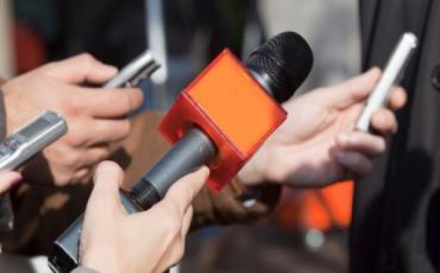 Nyugdíjpótlék jár ezentúl az újságíróknak, a MÚRE tagjainak nem