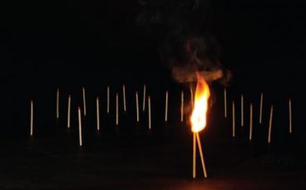 Korunk aggasztó jelenségére hívja fel a figyelmet az Ördögtérgye legújabb előadása