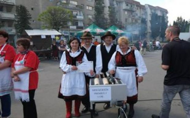 Kürtőskalács fesztivállal ünneplik Európa napját Sepsiszentgyörgyön