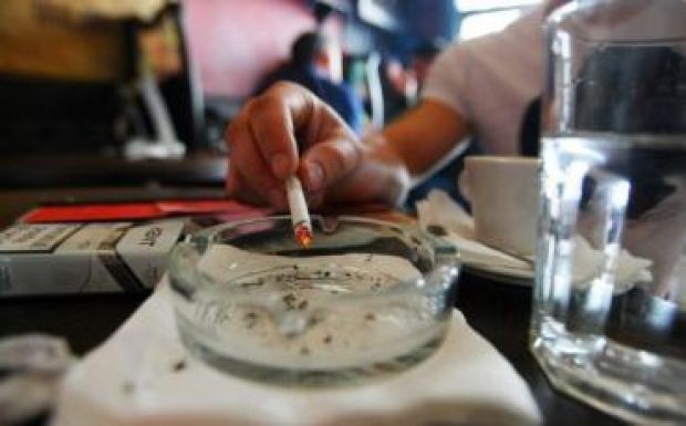 Újabb lépés történt a dohányzásellenes törvény szigorának enyhítésére