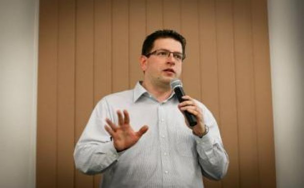 Vincze Loránt versenybe száll a FUEN elnöki tisztségéért