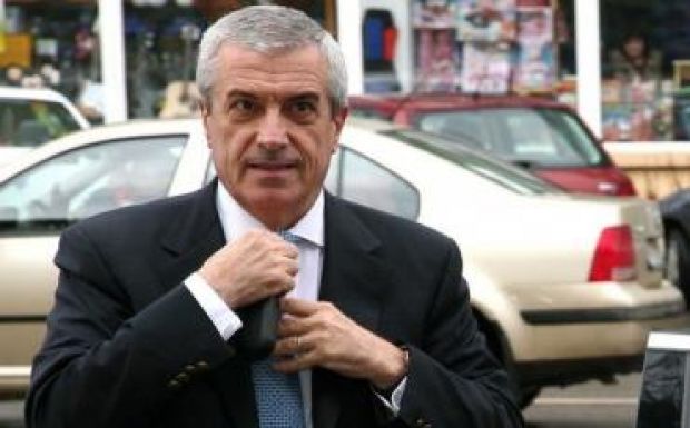 Hamis tanúzás gyanújával bűnvádi eljárás indult a szenátus elnöke ellen