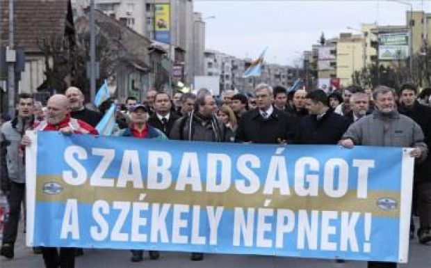 „Szólásszabadságból elégtelen” diplomát kapott a Maros megyei rendőrség
