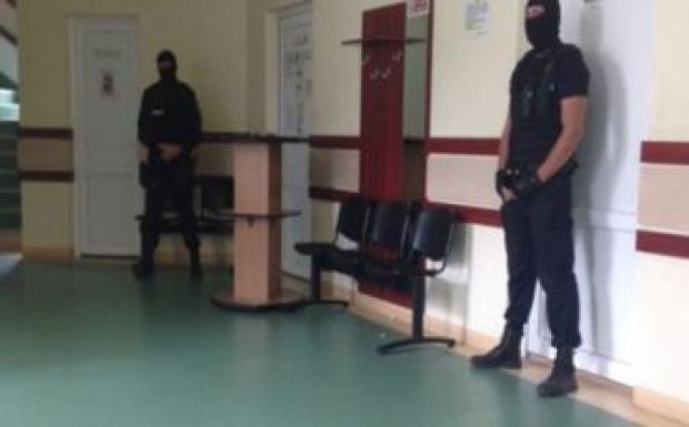 Orvosoknál és gyógyszergyártóknál vizsgálódik az ügyészség