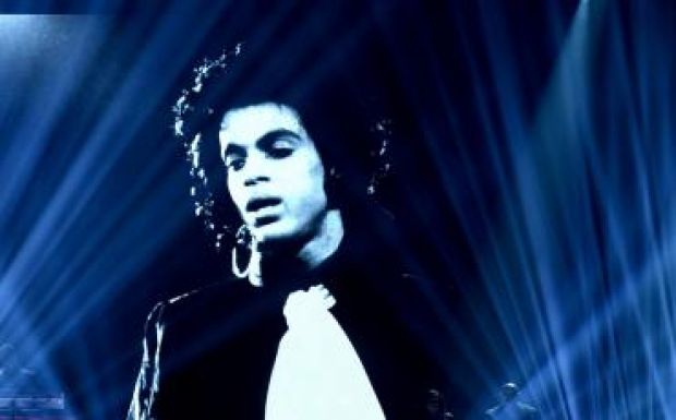 Hivatalos: ópiáttúladagolásban halt meg Prince