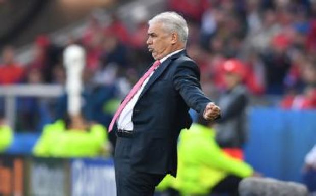 EURO-2016: így magyarázta Iordănescu a trikolórok leszereplését