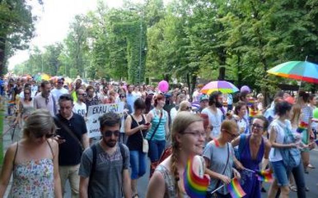 Egy miniszter is részt vett a Másság menetén Bukarestben