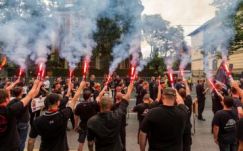 Felvonulással emlékezett Trianonra a HVIM Budapesten