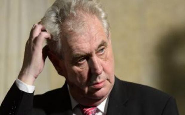 Népszavazást tartana Zeman elnök Csehország EU- és NATO-tagságáról